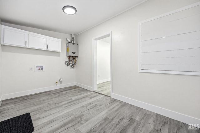 1109 Wilson Avenue, Bakersfield, CA 93308