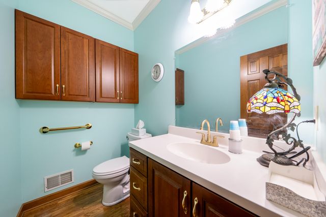 17902 Wildwood Springs Parkway, Spring Lake, MI 49456