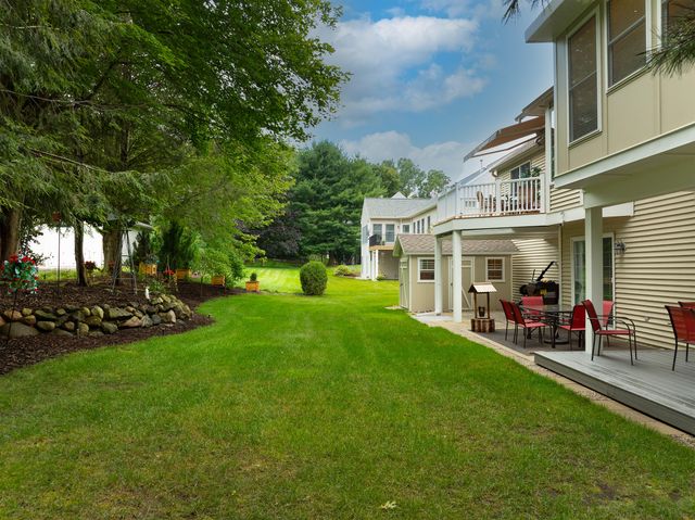 17902 Wildwood Springs Parkway, Spring Lake, MI 49456