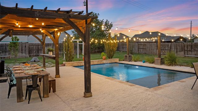 7518 Windsong Bend Road, Spring, TX 77379