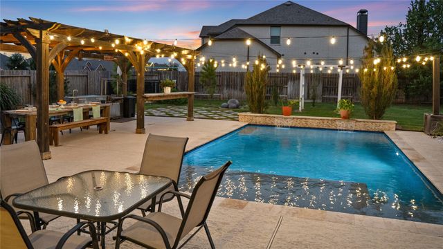 7518 Windsong Bend Road, Spring, TX 77379