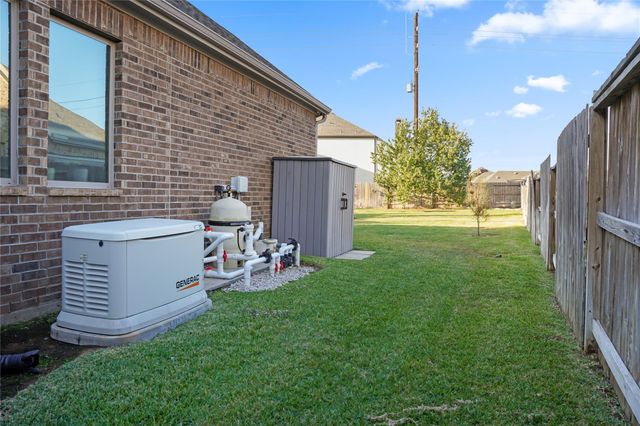 7518 Windsong Bend Road, Spring, TX 77379