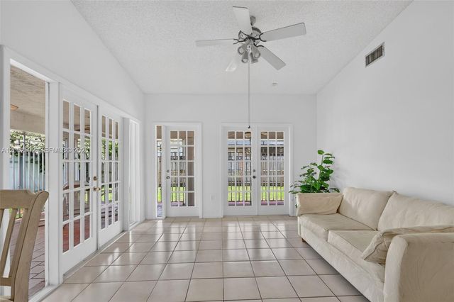 4756 SW 143rd Ave, Miami, FL 33175