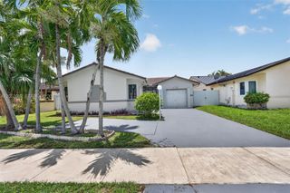 4756 SW 143rd Ave, Miami, FL 33175