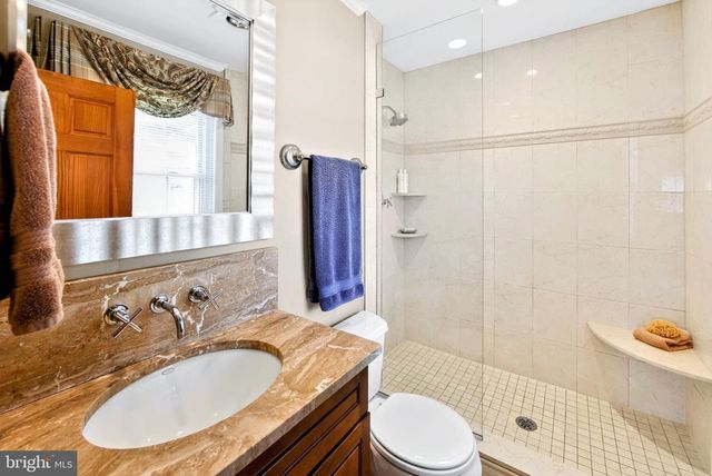 88 S FORGE MANOR DR, Phoenixville, PA 19460