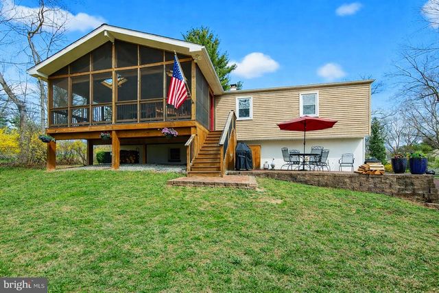 88 S FORGE MANOR DR, Phoenixville, PA 19460