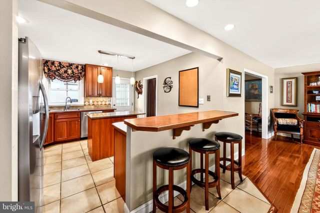 88 S FORGE MANOR DR, Phoenixville, PA 19460