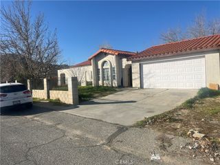 40251 Fieldspring Street, Lake Los Angeles, CA 93591