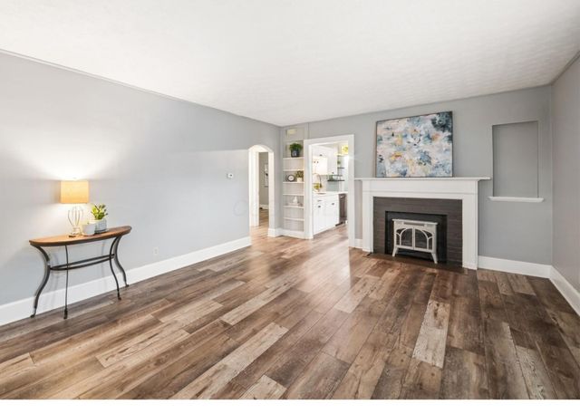 435 E Jeffrey Place, Columbus, OH 43214