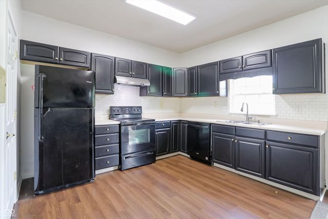 7139 Bobcat Trail Drive, Indianapolis, IN 46237