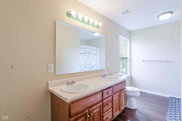 7139 Bobcat Trail Drive, Indianapolis, IN 46237