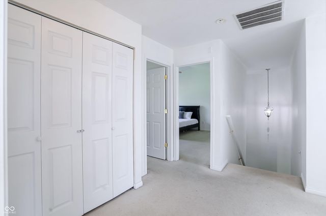 7139 Bobcat Trail Drive, Indianapolis, IN 46237