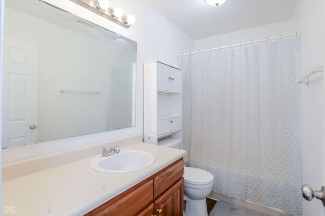 7139 Bobcat Trail Drive, Indianapolis, IN 46237