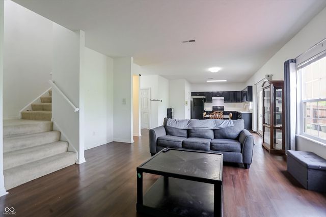 7139 Bobcat Trail Drive, Indianapolis, IN 46237