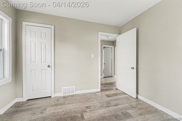 10147 Lanark St, Detroit, MI 48224