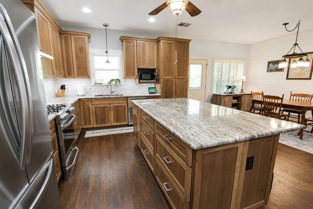 7502 Lewis Lane, Manvel, TX 77578