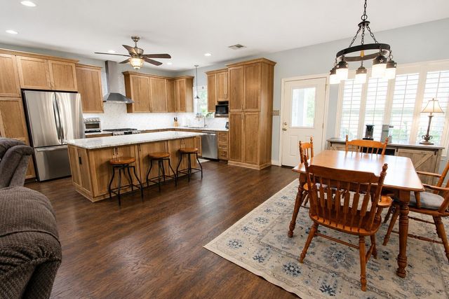 7502 Lewis Lane, Manvel, TX 77578