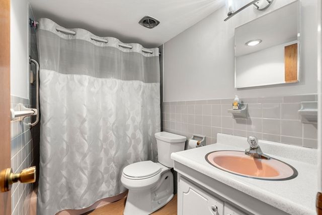 53 Melrose Street 2B, Melrose, MA 02176