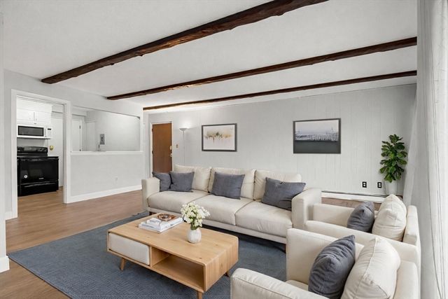 53 Melrose Street 2B, Melrose, MA 02176