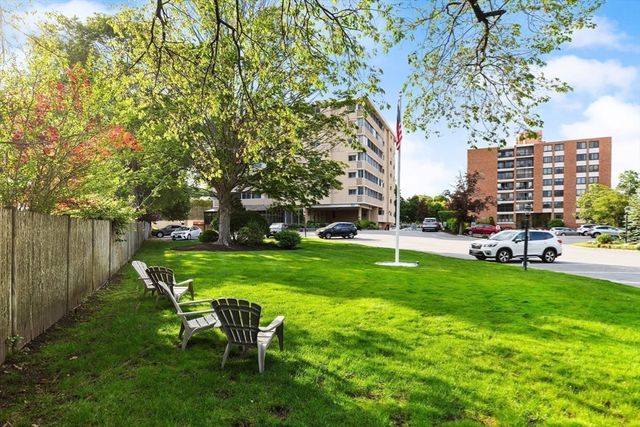 53 Melrose Street 2B, Melrose, MA 02176