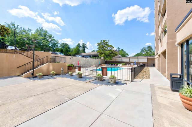 1825 St Julian Place 8-B, Columbia, SC 29204
