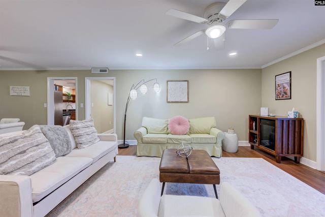 1825 St Julian Place 8-B, Columbia, SC 29204