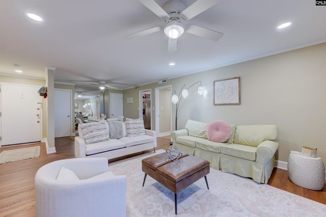 1825 St Julian Place 8-B, Columbia, SC 29204