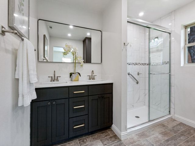 8434 Bellingham Drive, Dallas, TX 75228