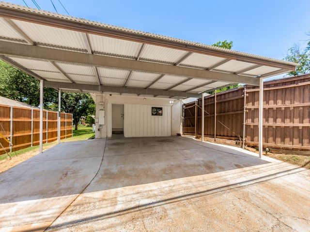 8434 Bellingham Drive, Dallas, TX 75228