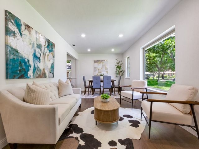 8434 Bellingham Drive, Dallas, TX 75228