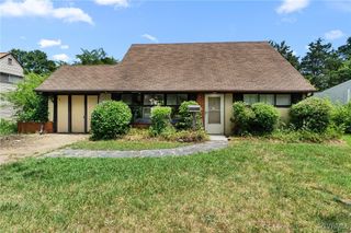 6002 Indigo Rd, Richmond, VA 23230