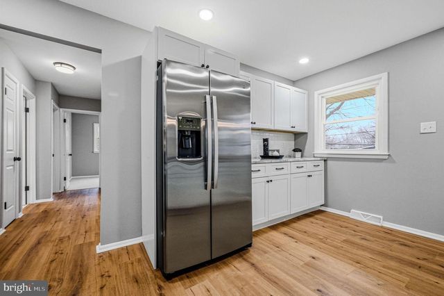 1302 STANFORD RD, Wilmington, DE 19803