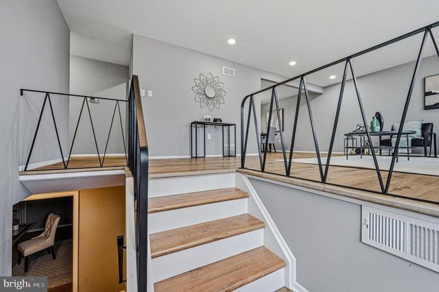 1302 STANFORD RD, Wilmington, DE 19803