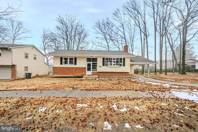 1302 STANFORD RD, Wilmington, DE 19803