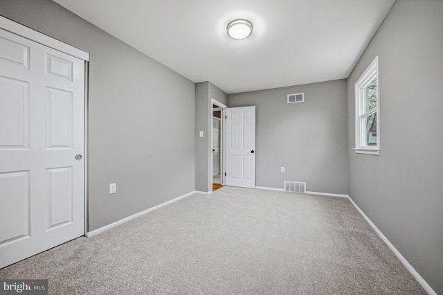 1302 STANFORD RD, Wilmington, DE 19803