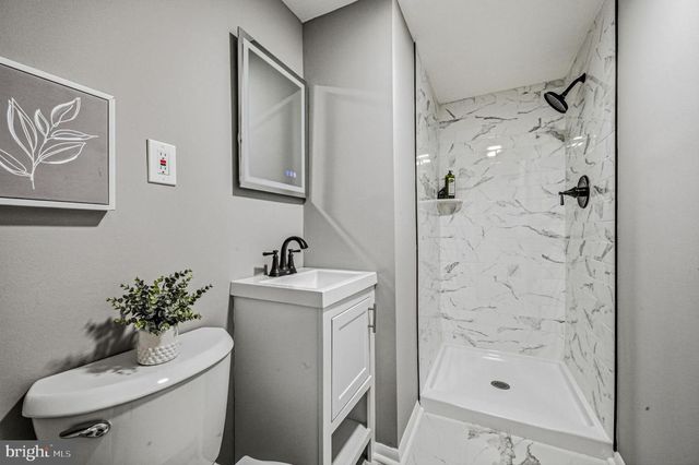 1302 STANFORD RD, Wilmington, DE 19803