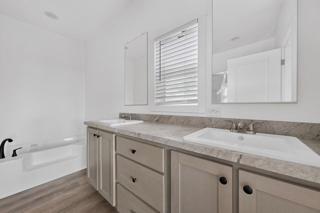 1401 11th Street SW, Rio Rancho, NM 87124