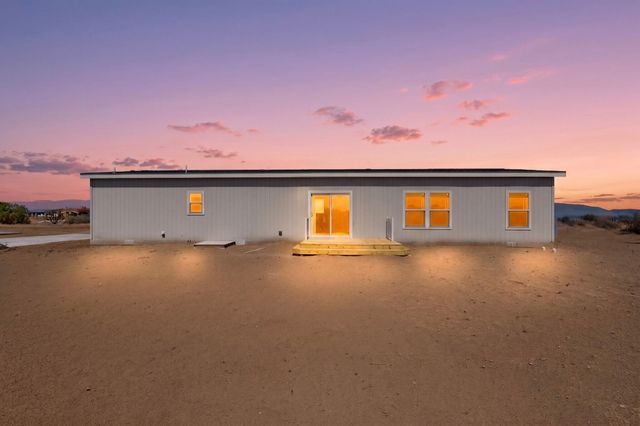 1401 11th Street SW, Rio Rancho, NM 87124
