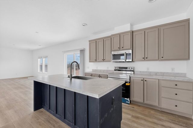 1401 11th Street SW, Rio Rancho, NM 87124