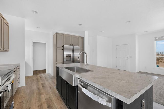 1401 11th Street SW, Rio Rancho, NM 87124
