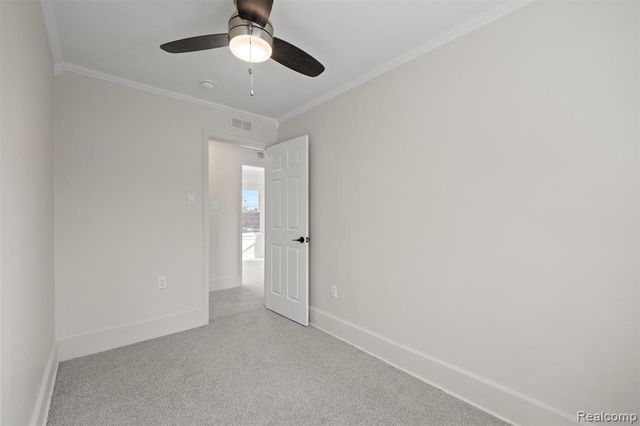 20734 Caledonia Avenue, Hazel Park, MI 48030