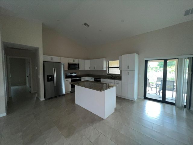 212 DAY BREAK CIRCLE, Port Charlotte, FL 33954