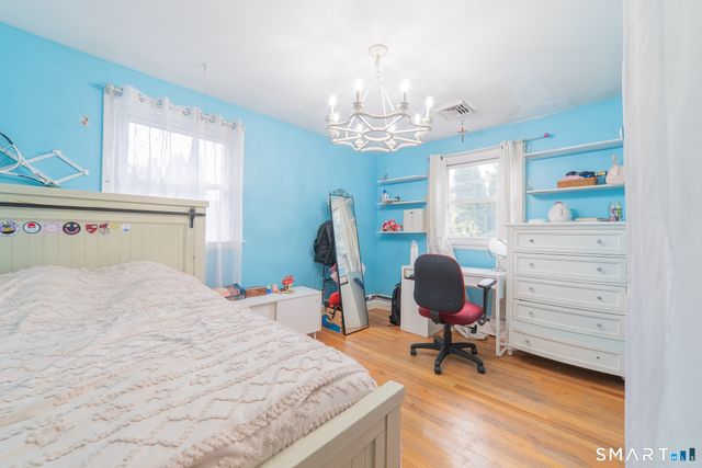 23 West Hill Terrace, Naugatuck, CT 06770