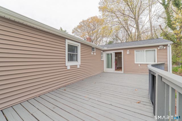 23 West Hill Terrace, Naugatuck, CT 06770