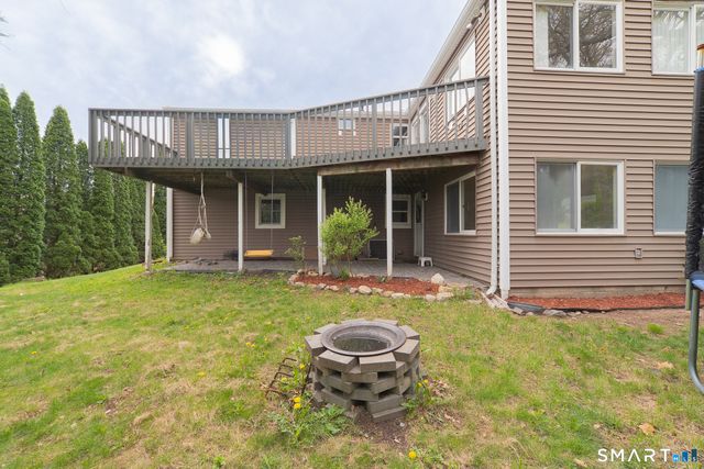 23 West Hill Terrace, Naugatuck, CT 06770