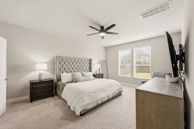 8726 Timber Knoll Drive, Missouri City, TX 77459