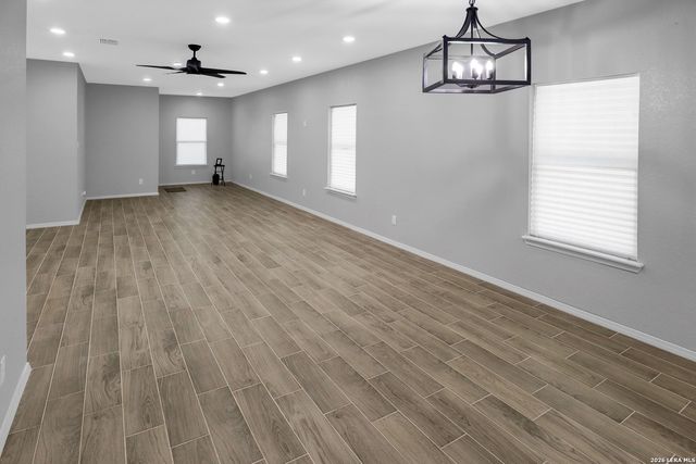 1416 SKYLINE HLS, Canyon Lake, TX 78133