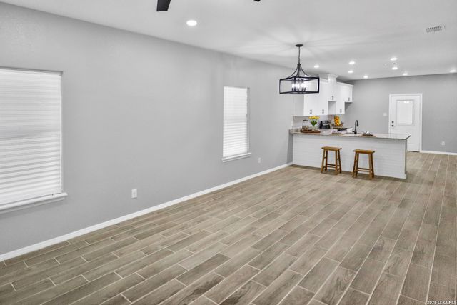 1416 SKYLINE HLS, Canyon Lake, TX 78133