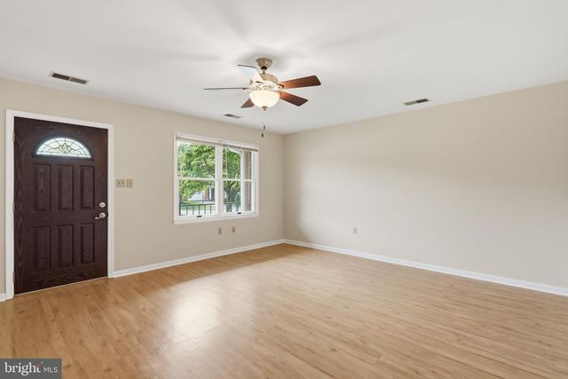 18012 SAND WEDGE DR, Hagerstown, MD 21740
