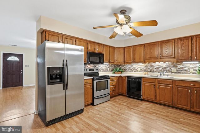 18012 SAND WEDGE DR, Hagerstown, MD 21740